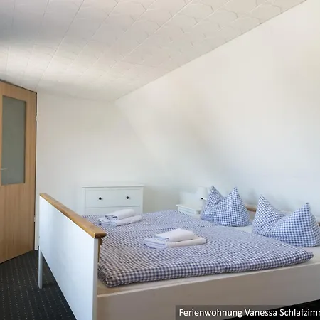 Ferienwohnung In Bodden & Ostsee Naehe Sagard Buitenkant foto